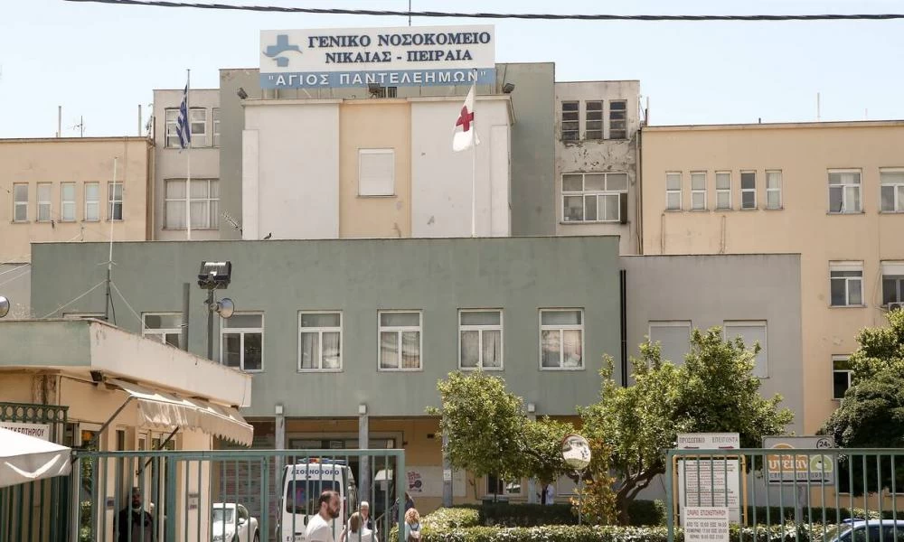 Πωλούσε πλαστές βεβαιώσεις κορονοϊού σε αποκλειστικές – 10 ευρώ το «κομμάτι»